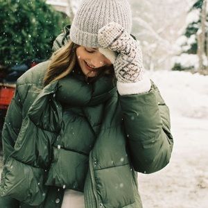 Anthropologie puffe Jacket with detachable scarf